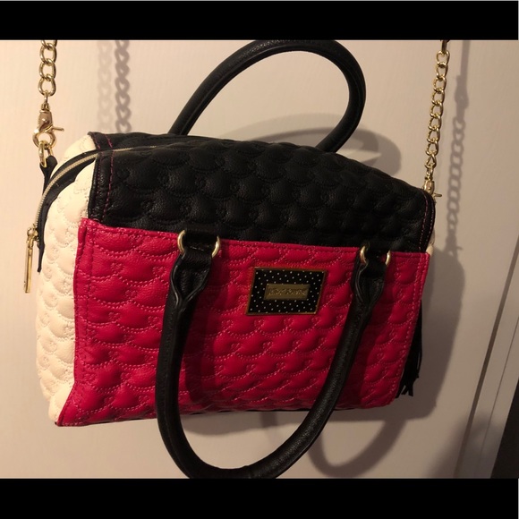 Betsey Johnson handbag! - Picture 3 of 4